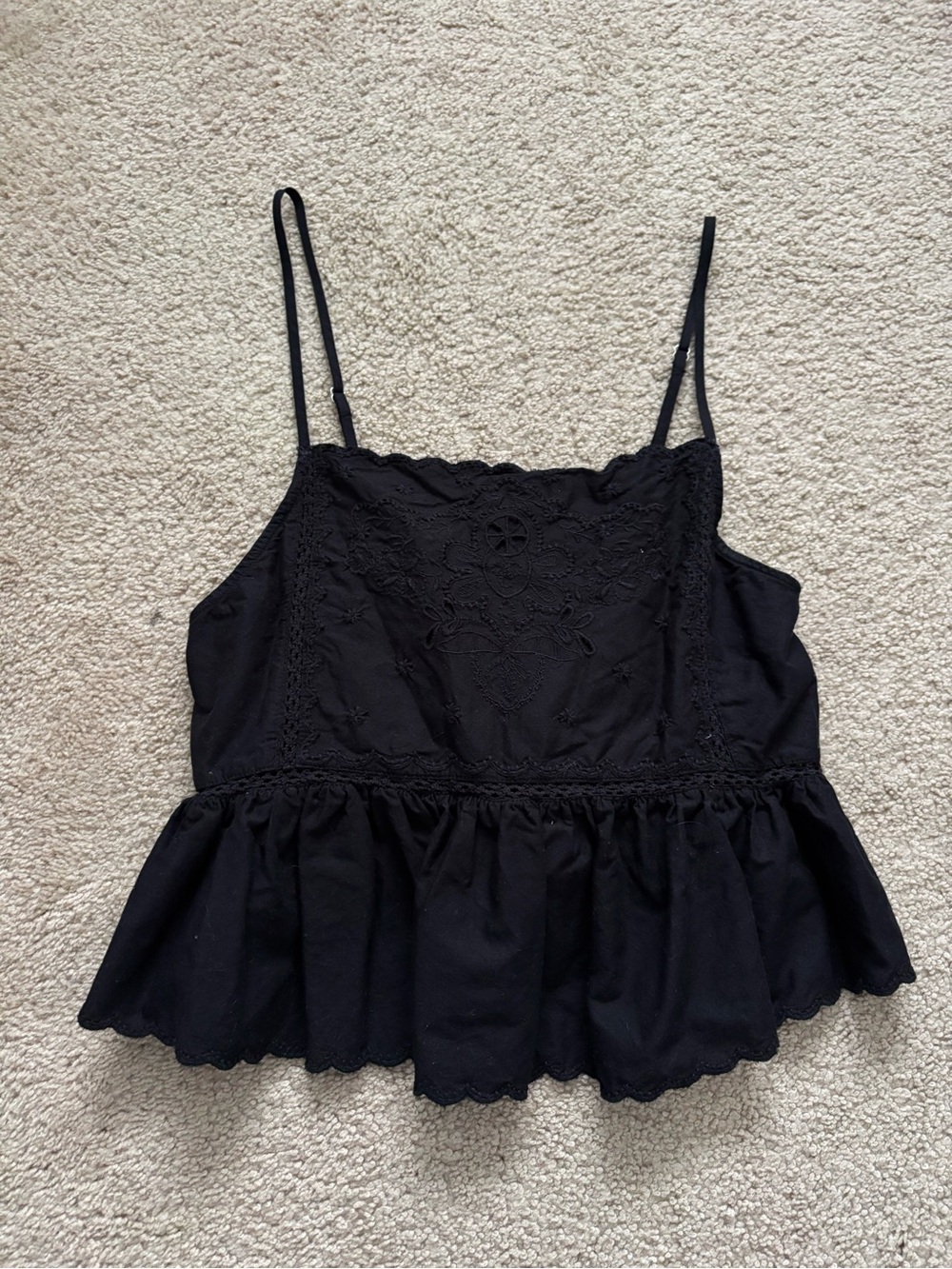 Zara Women’s Black Crochet Detail Cropped Tank